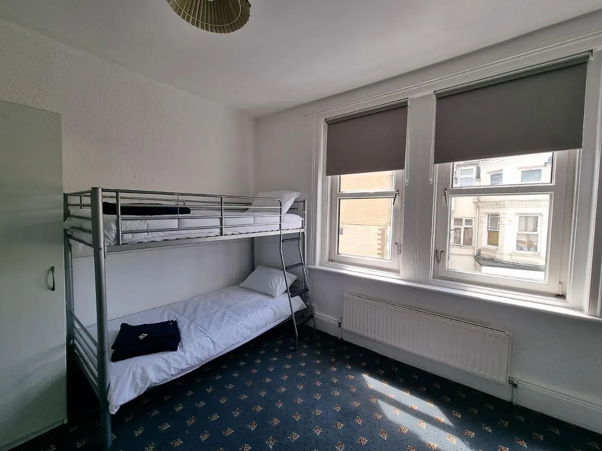 Economy hotel The Lodge Bournemouth